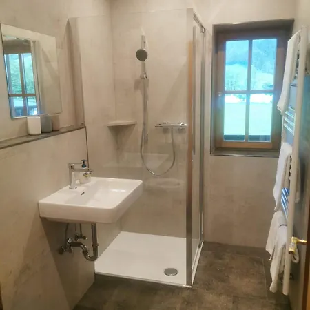 Eder هوشفيلزن